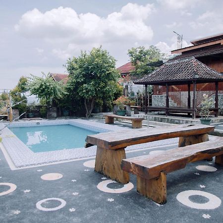 Reddoorz At Villa Bukit Senyum Lombok Kuripan  Εξωτερικό φωτογραφία