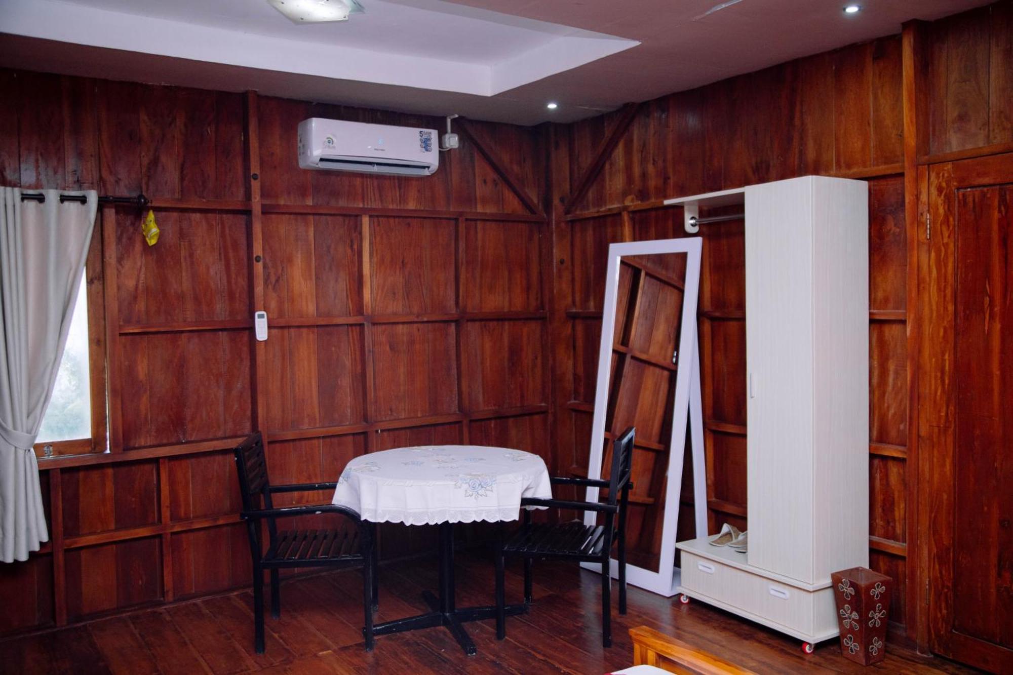 Reddoorz At Villa Bukit Senyum Lombok Kuripan  Εξωτερικό φωτογραφία