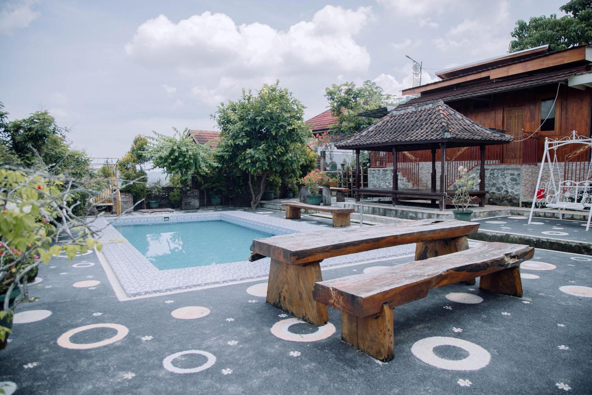 Reddoorz At Villa Bukit Senyum Lombok Kuripan  Εξωτερικό φωτογραφία
