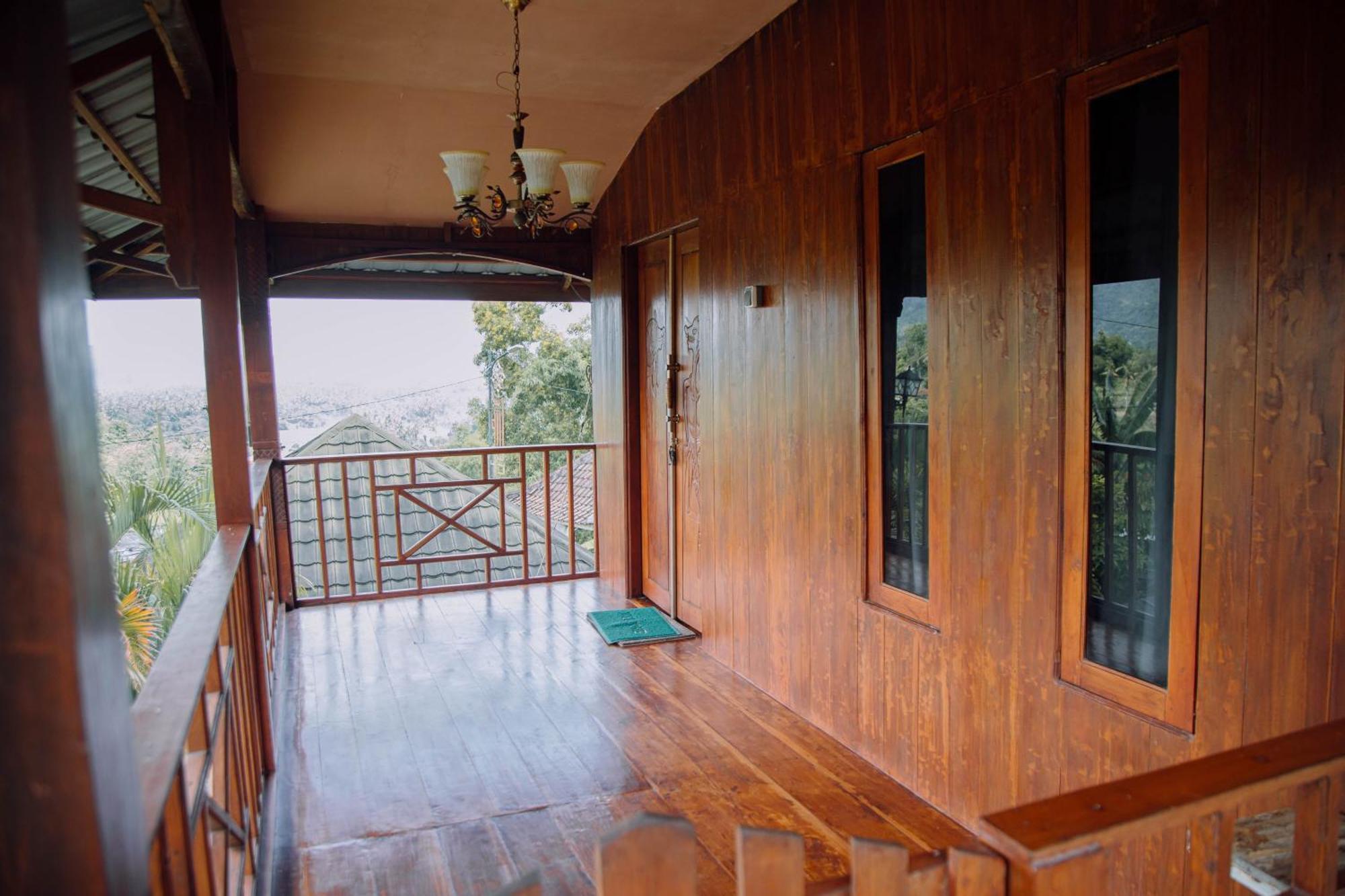 Reddoorz At Villa Bukit Senyum Lombok Kuripan  Εξωτερικό φωτογραφία